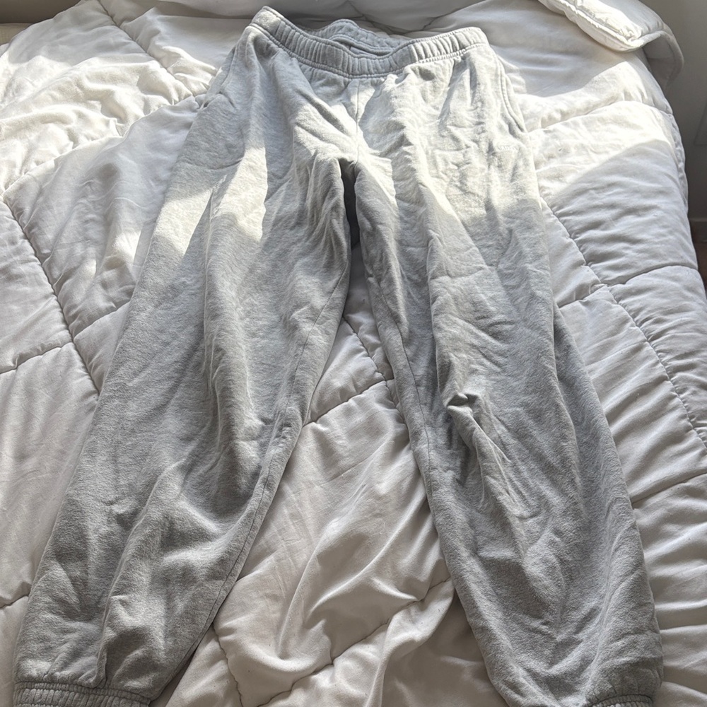 Aritzia perfect fleece mega sweatpants small tall